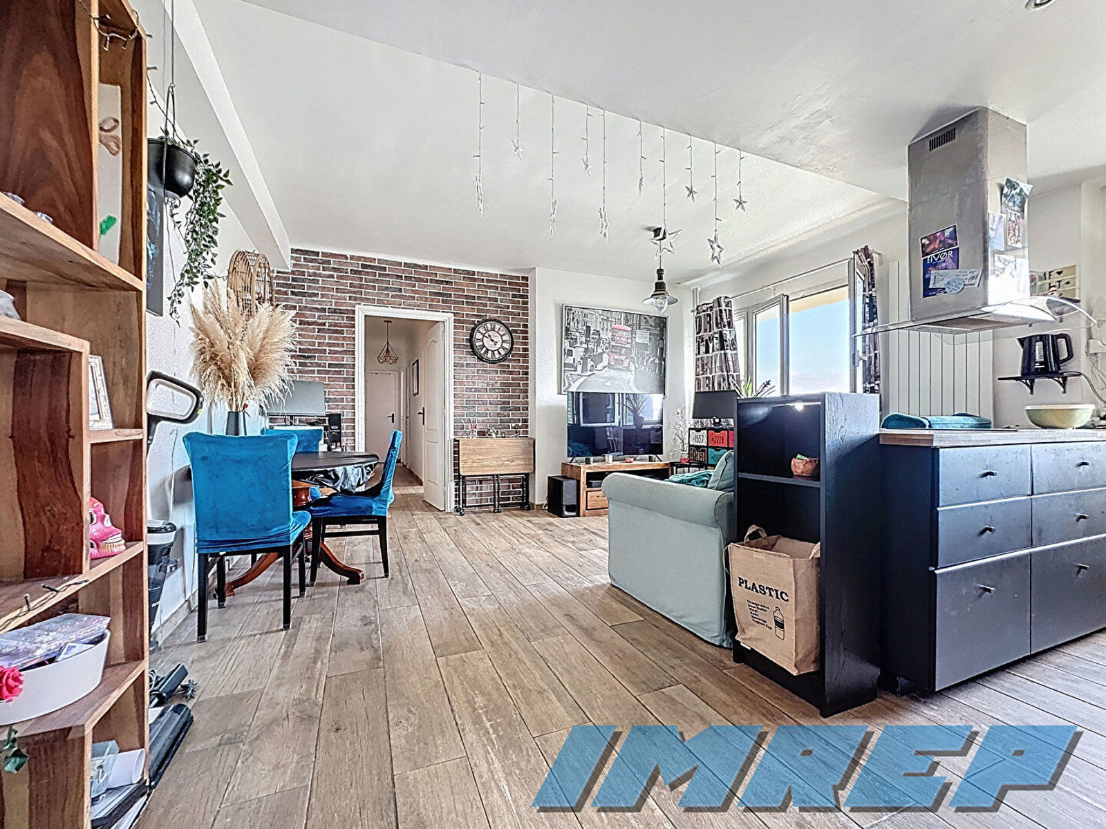 1072-Bel appartement T4 de 67m2 belle vue Saint-Giniez 13008 MARSEILL - 1