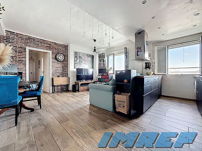 1072-Bel appartement T4 de 67m2 belle vue Saint-Giniez 13008 MARSEILL