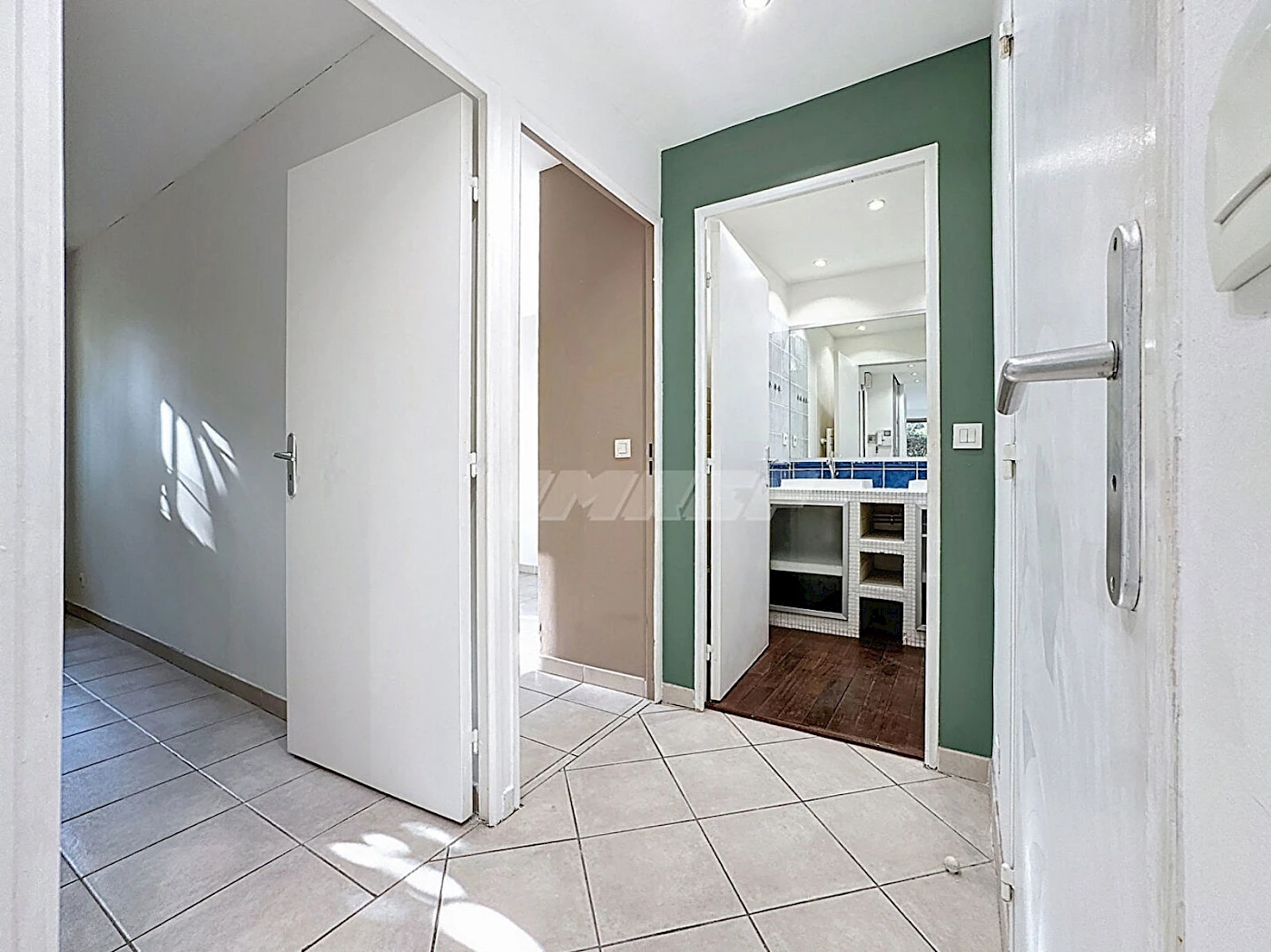 1071-Appartement 3 pièces à vendre à Marseille - Secteur Cabot