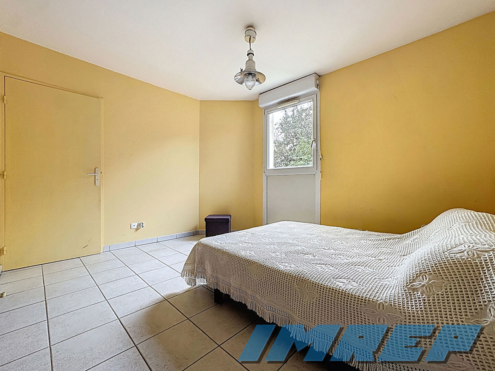 1064-Exclusivité : Grand appartement T4 - 90m2 traversant avec terras - 13