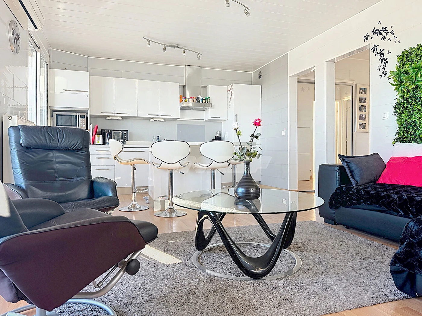 13010 Saint Tronc T4 78 m2 balcon cave