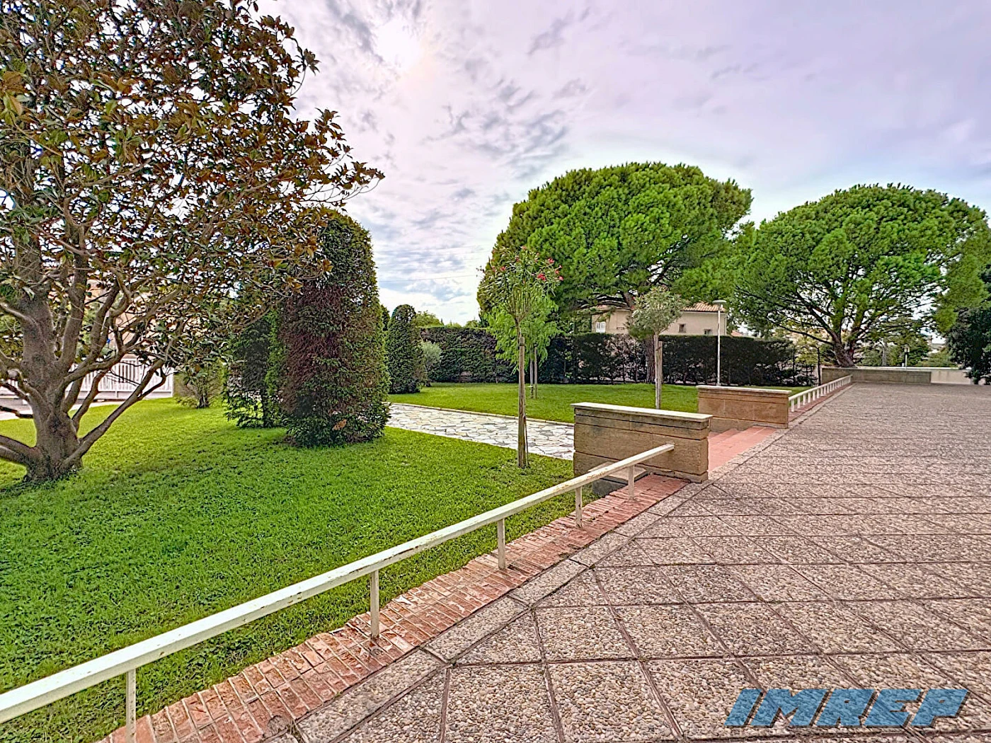 959-CABOT PRODUIT D'INVESTISSEMENT Chambre de service - 13009 MARSEIL