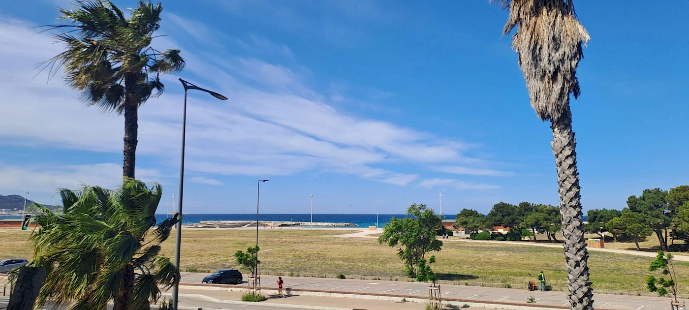 933-Bel Appartement T2 VUE MER - Quartier LA PLAGE 13008 Marseille -