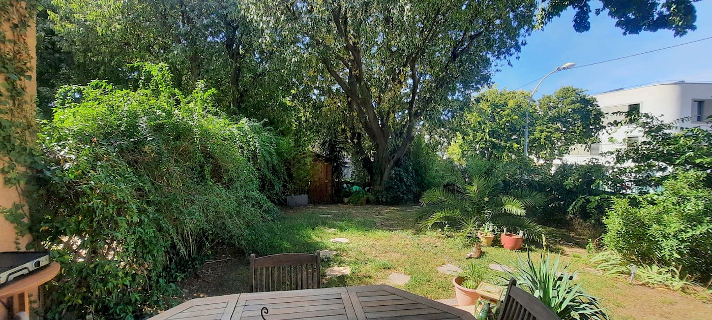 1068-13009 CABOT   4 PIECES EN REZ DE JARDIN  T.B.ETAT  PARK PRIVE
