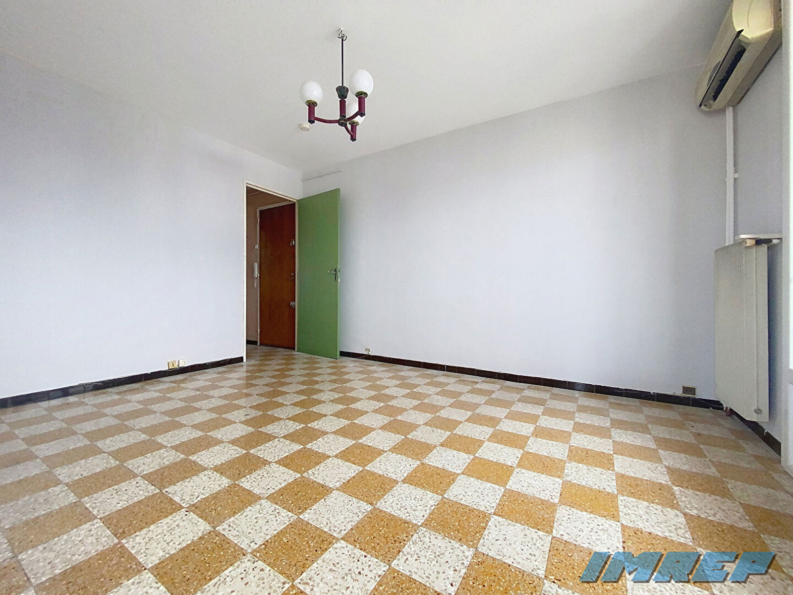 1056-À vendre : Appartement 3 pièces à Marseille, Saint Just - 2