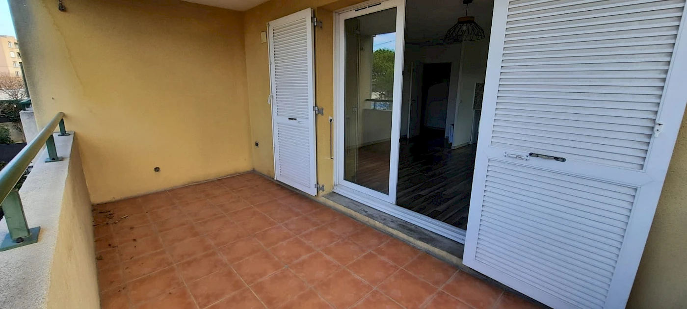 1029-13009  LE VALLON DE TOULOUSE 3 PIECES  RECENT AVEC PARKING