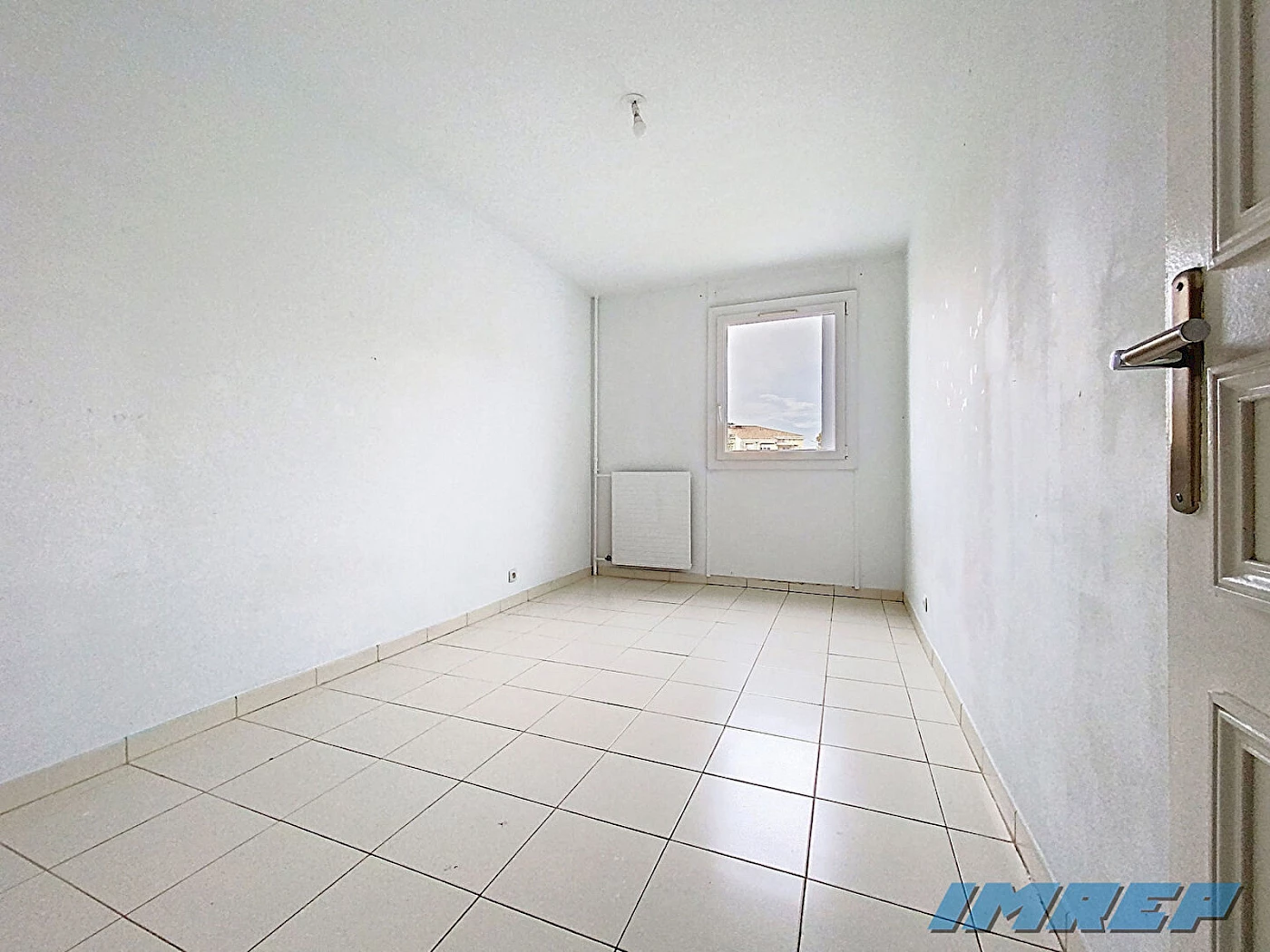 1022-13010 saint tronc type 4  82 m2 balcon cave parking
