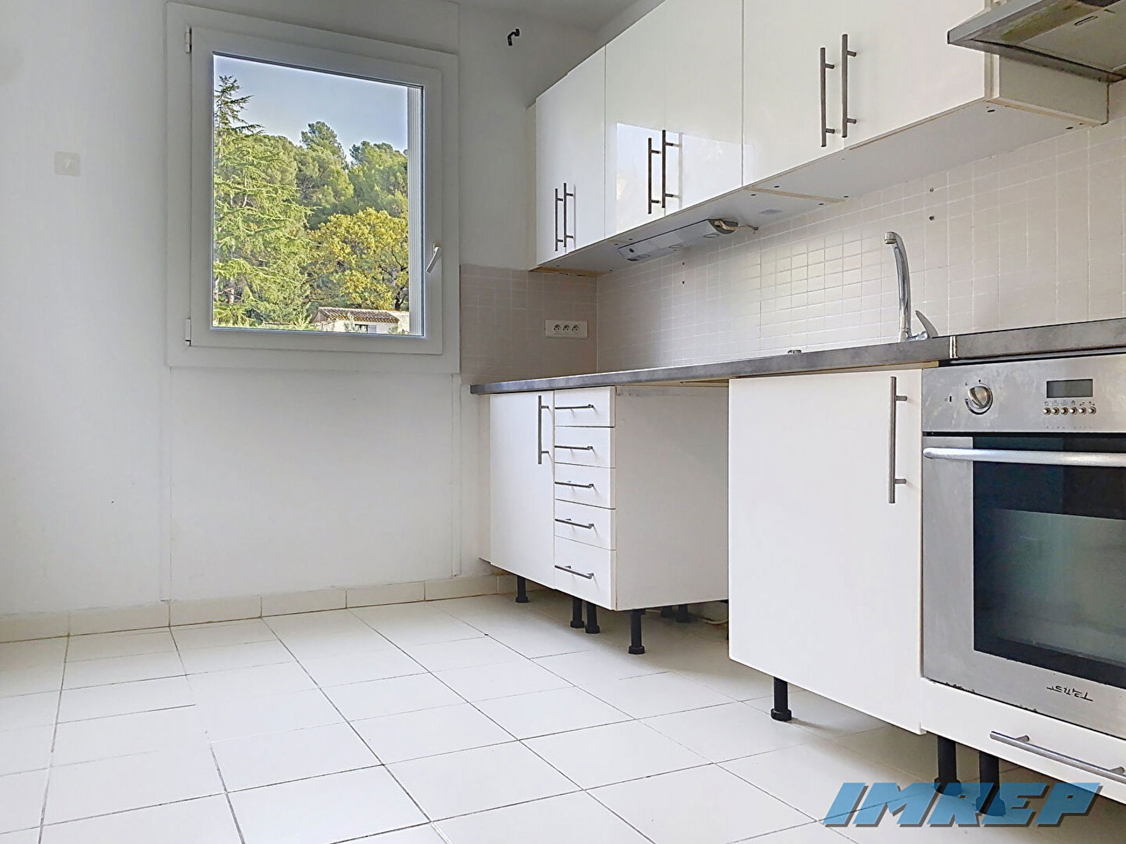 1022-13010 saint tronc type 4  82 m2 balcon cave parking - 7