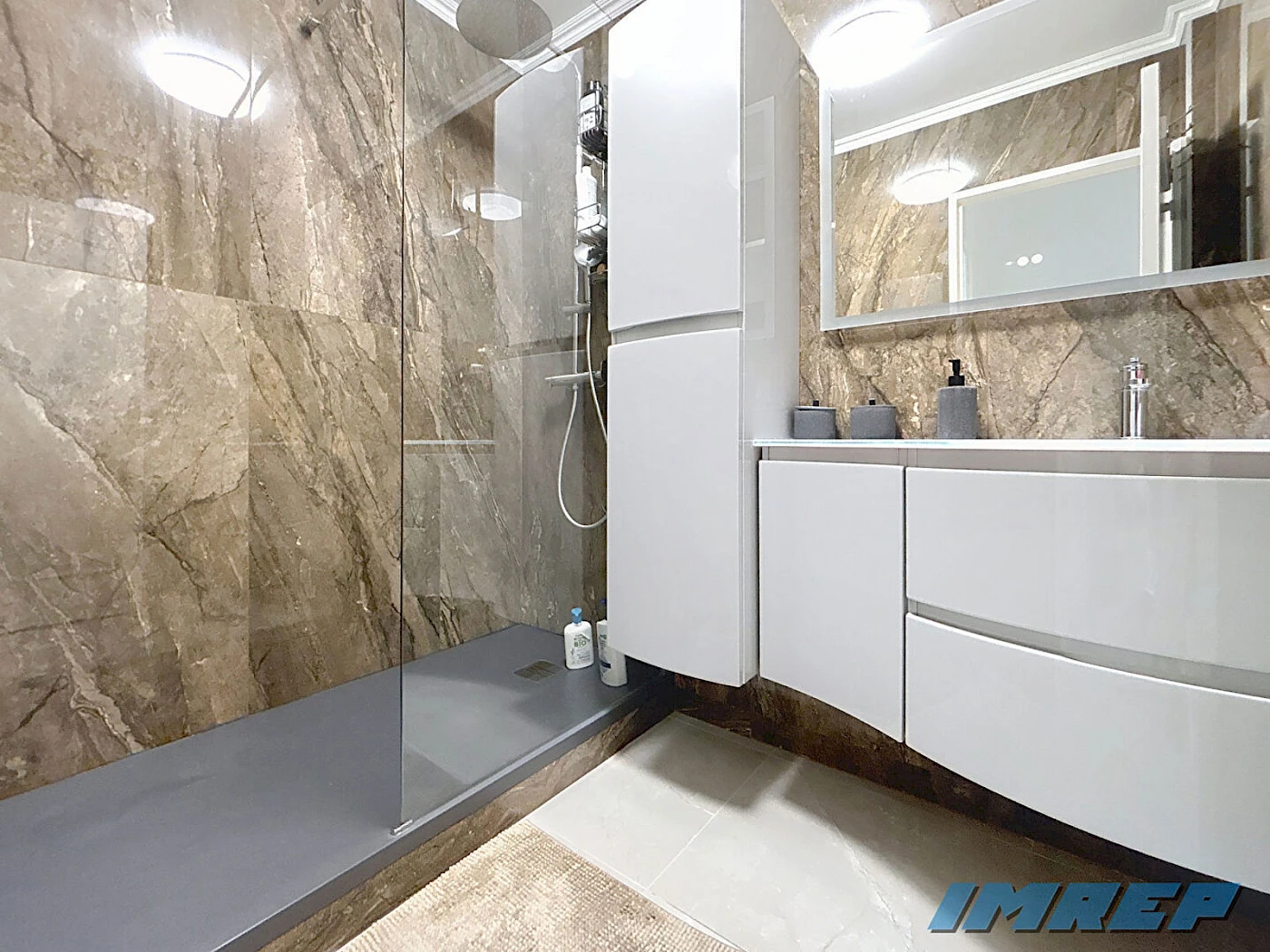 72-Grand T3 - 75 m2 PARFAIT ETAT St-Tronc - 13010 MARSEILLE