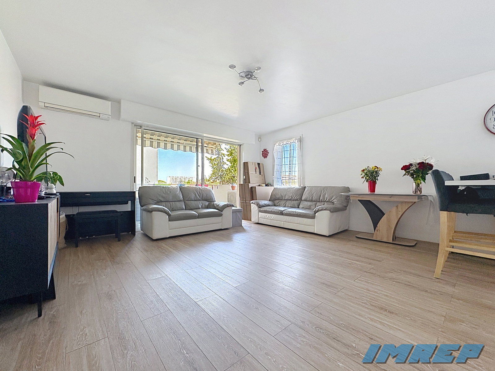 APPARTEMENT - 2