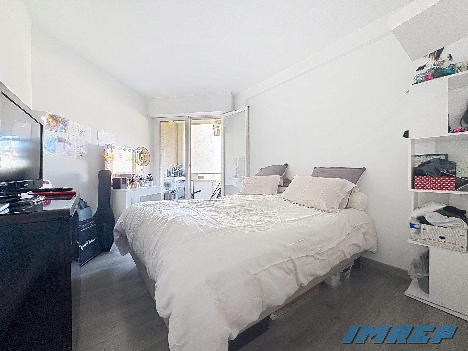 APPARTEMENT - 8