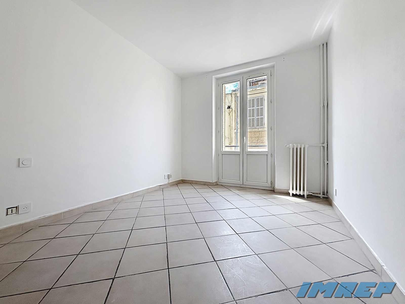 RUE DES VIGNERONS - 6