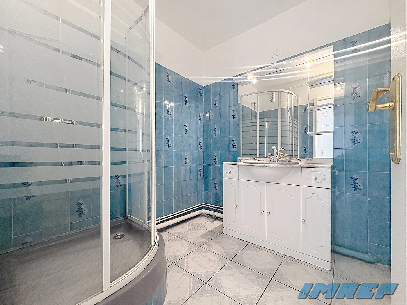 1077-Appartement Marseille 3 pièce(s) 70 m2