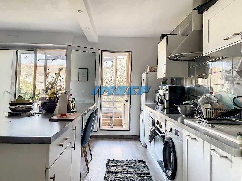239-APPARTEMENT MEUBLE  T2 - PARFAIT ETAT - Bonneveine / Mazargues