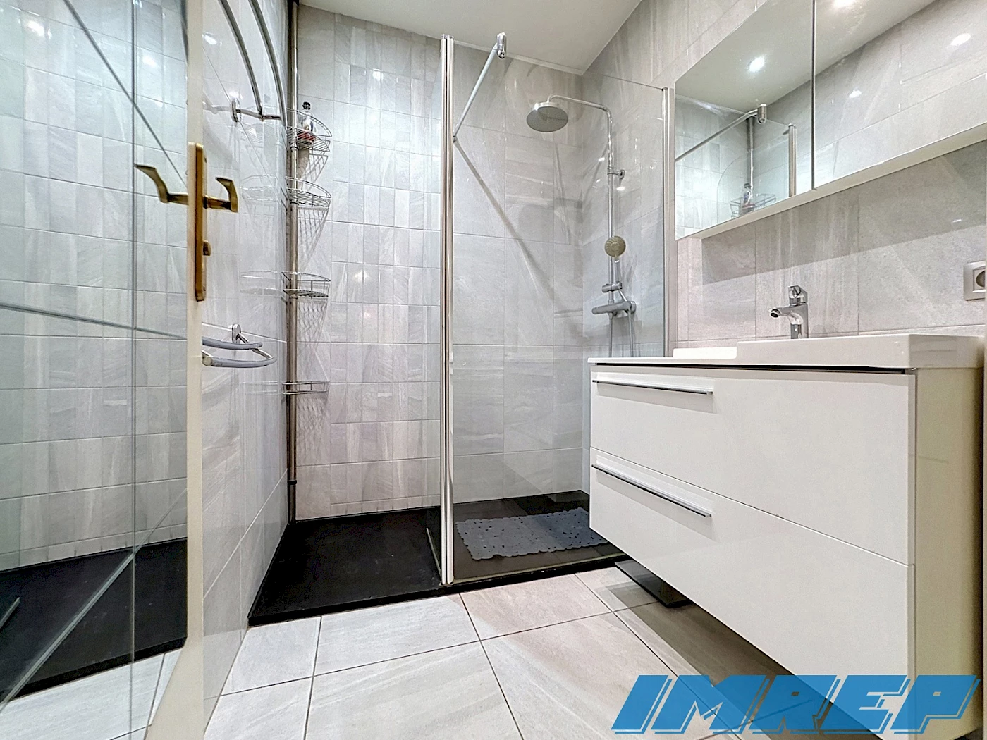 APPARTEMENT T4, 73 m², 205 000€ / SAINT-GINIEZ