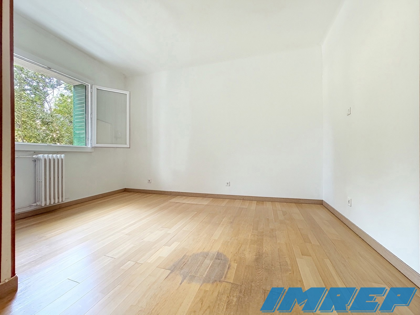 APPARTEMENT T4, 73 m², 205 000€ / SAINT-GINIEZ - 2