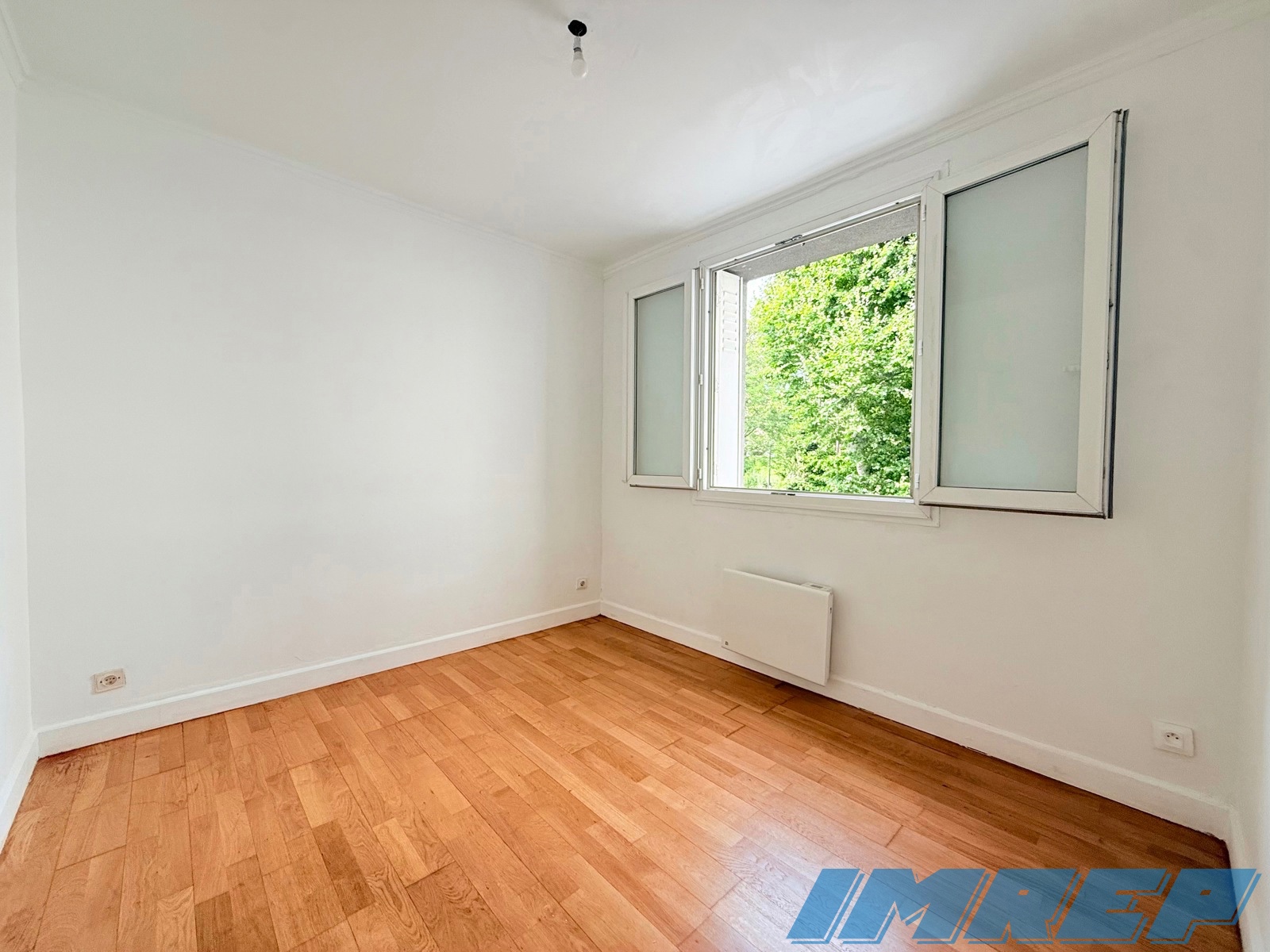 APPARTEMENT T4  72m² - TRÈS BON ÉTAT - 1.003€ - 5