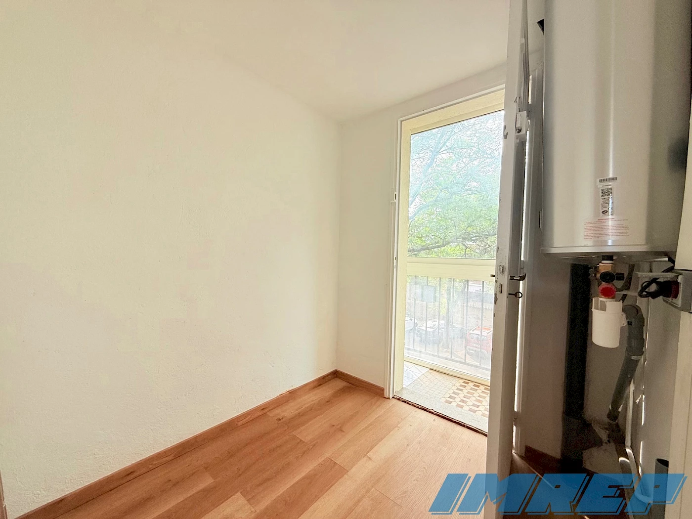 APPARTEMENT T4  72m² - TRÈS BON ÉTAT - 1.003€