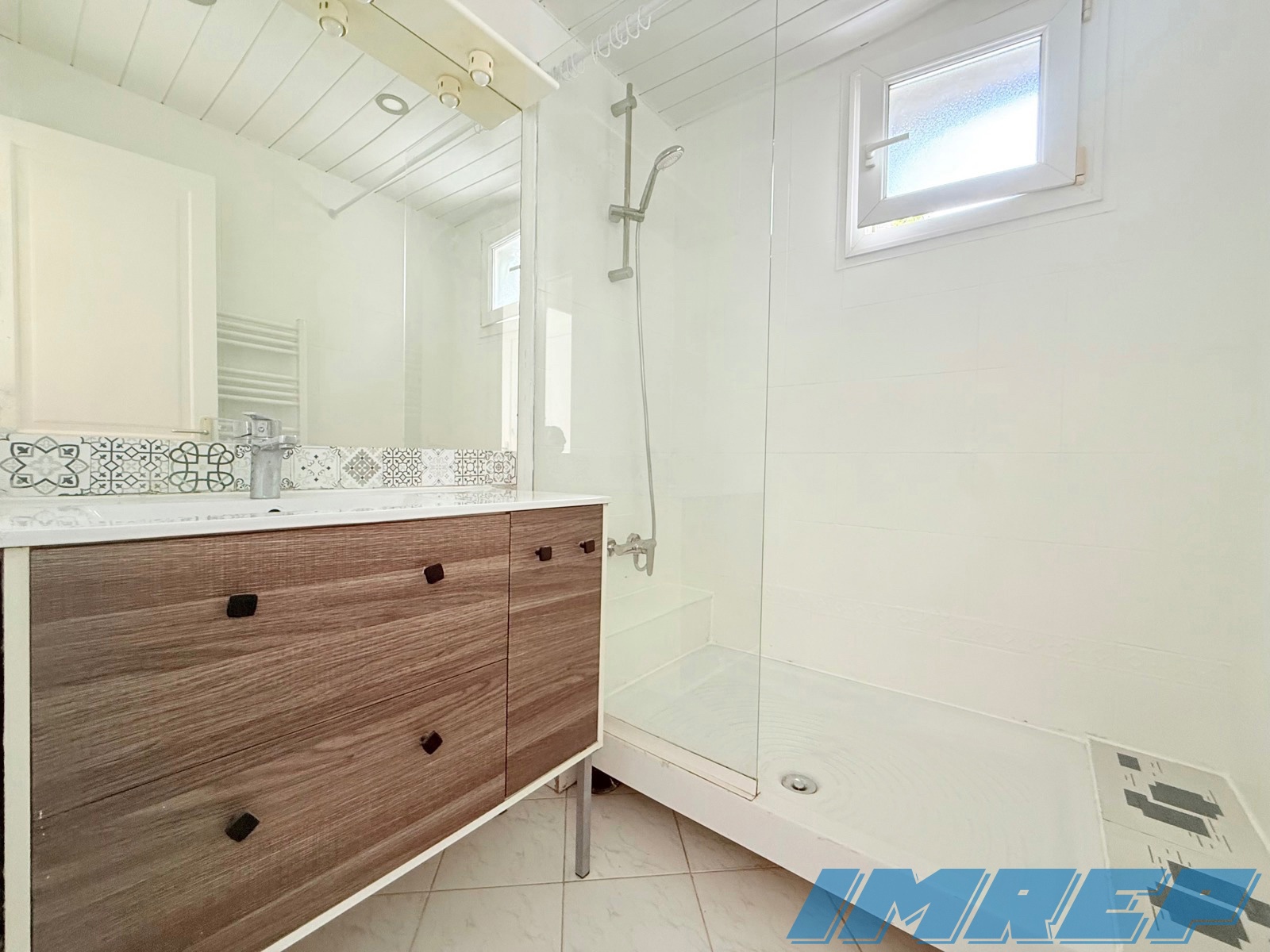 APPARTEMENT T4  72m² - TRÈS BON ÉTAT - 1.003€ - 6