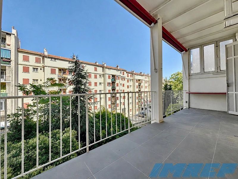 APPARTEMENT T3/T4 - 87 m² - 319 000€ - 13004 MARSEILLE