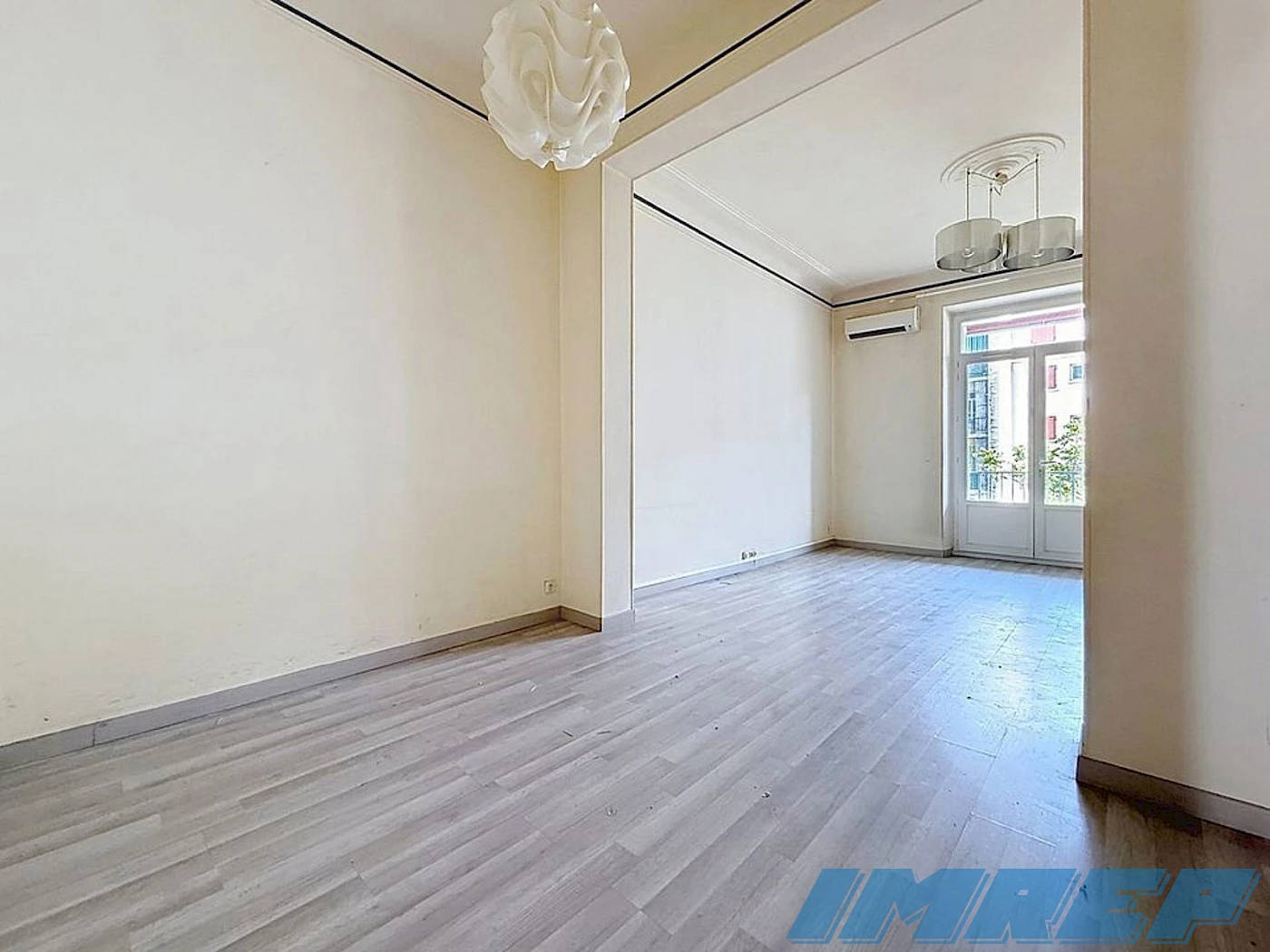 APPARTEMENT T3/T4 - 87 m² - 319 000€ - 13004 MARSEILLE