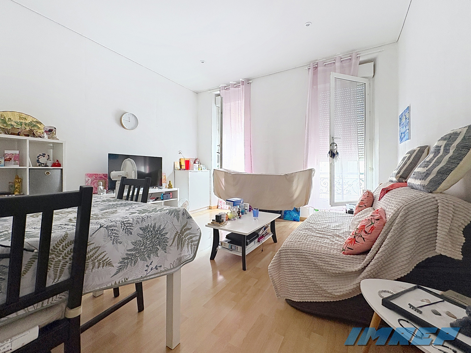 APPARTEMENT - 1