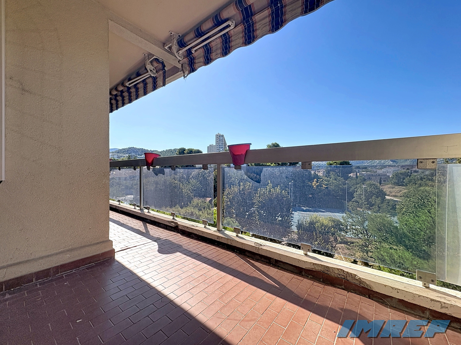 APPARTEMENT - 1