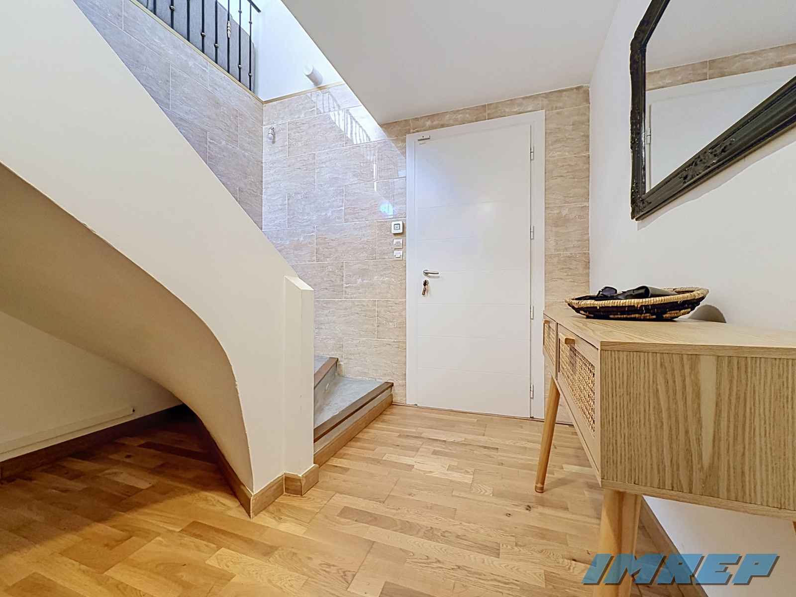 MAISON LA POMME - 11