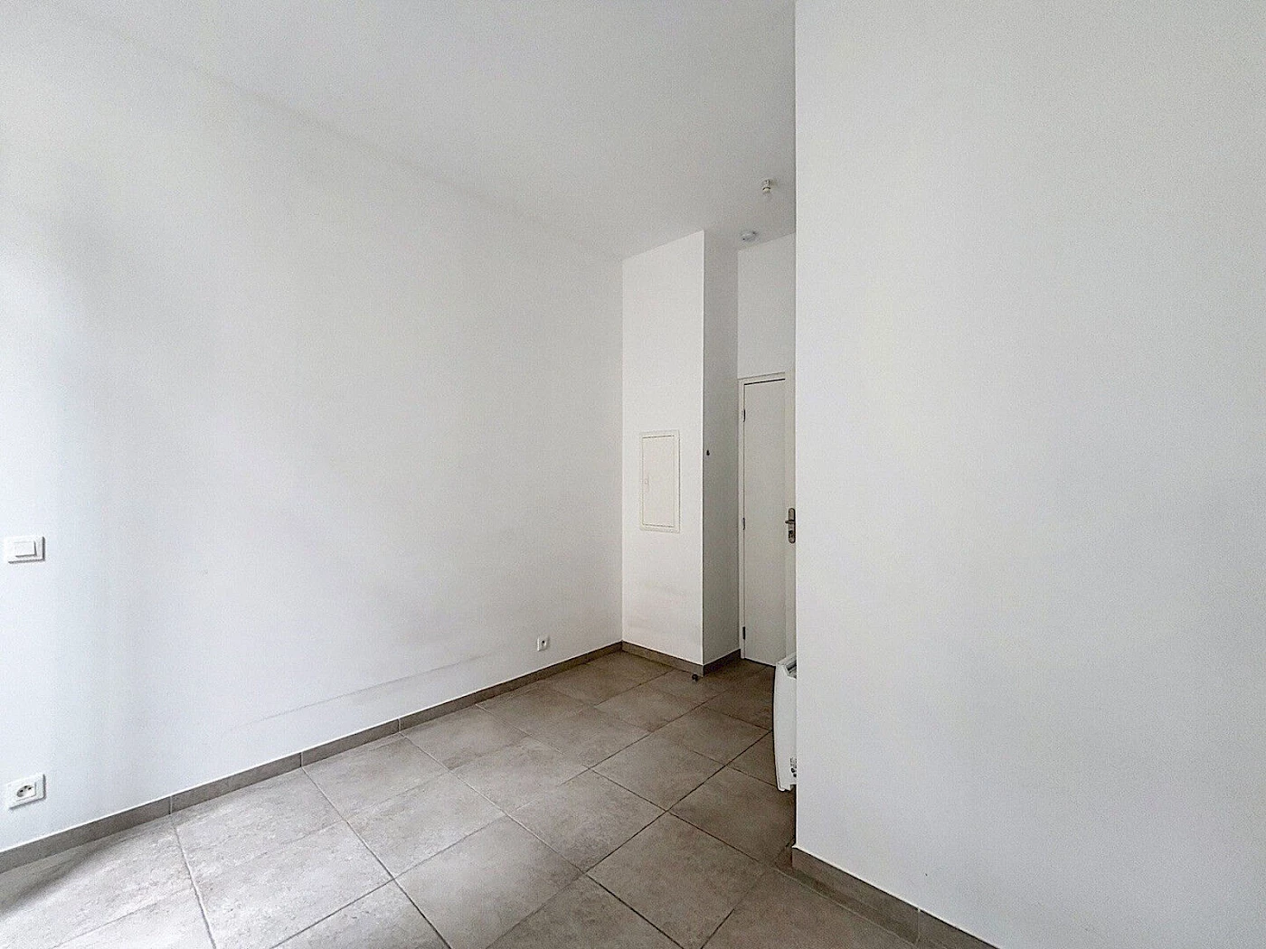 900-Appartement Marseille 6ème