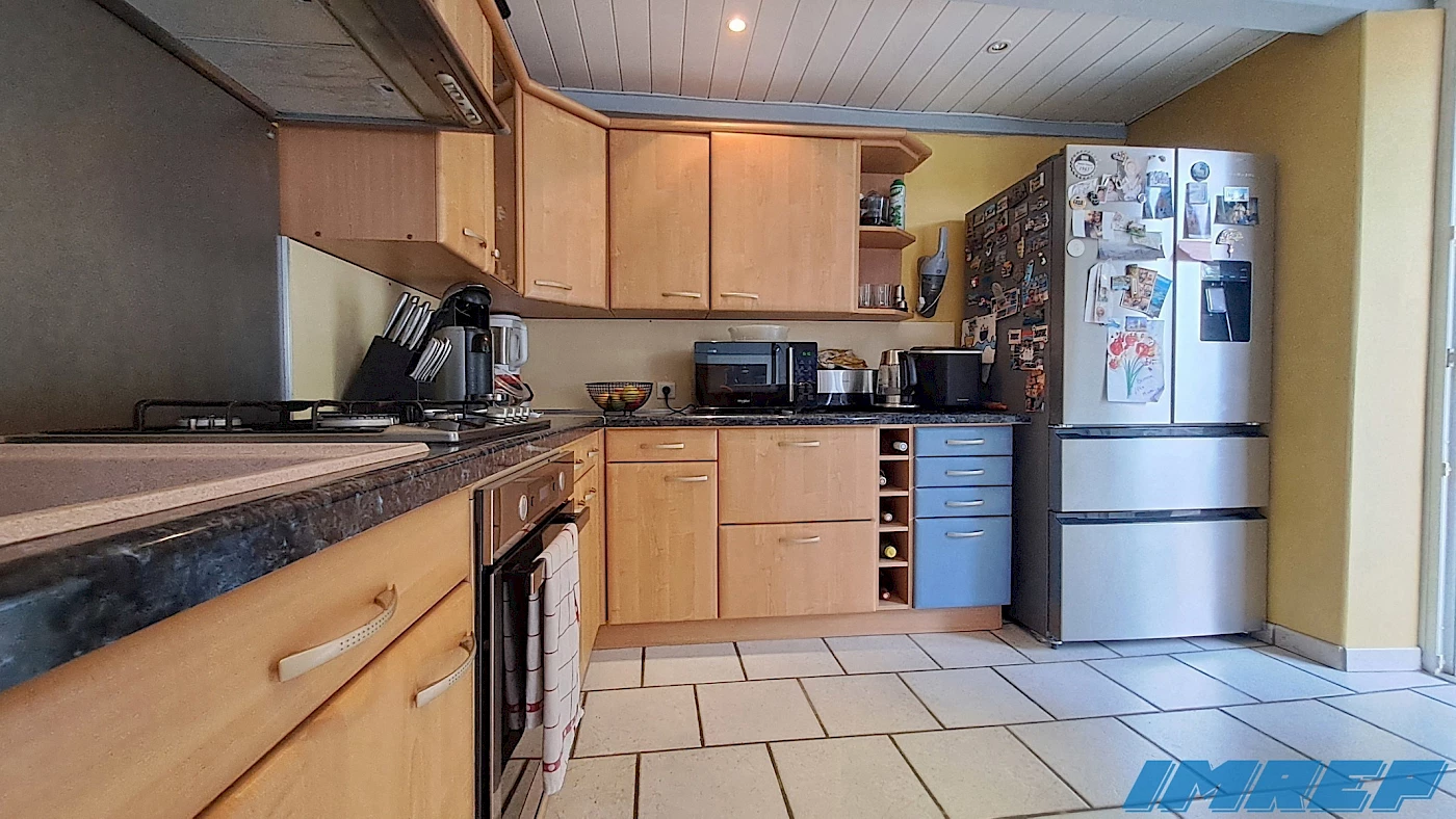 Grande maison + T3 loué