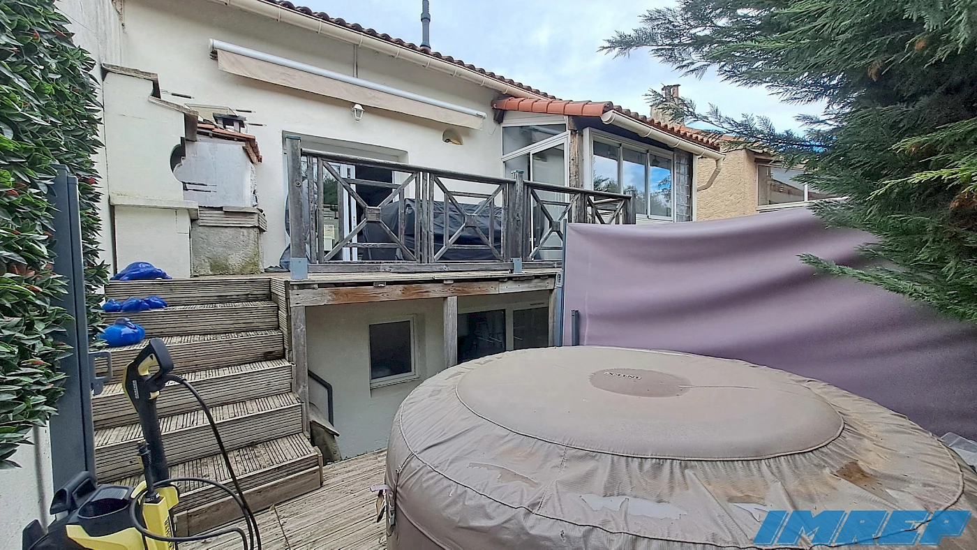Grande maison + T3 loué