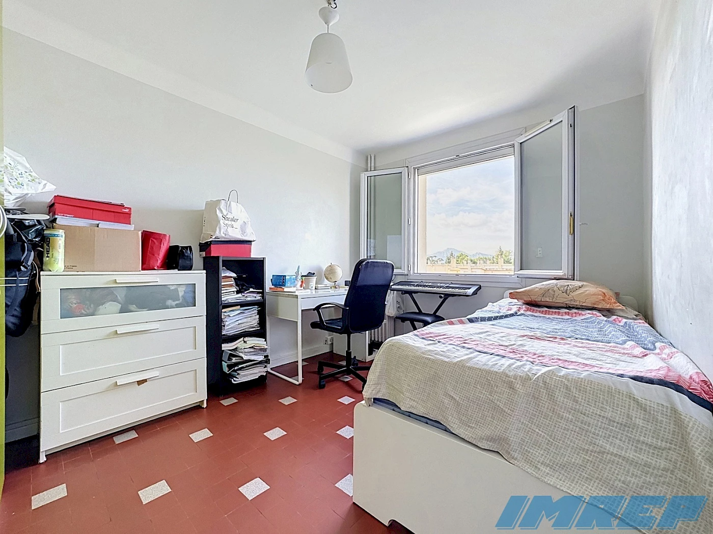Bel appartement T4 lumineux balcons garage 13009 MARSEILLE