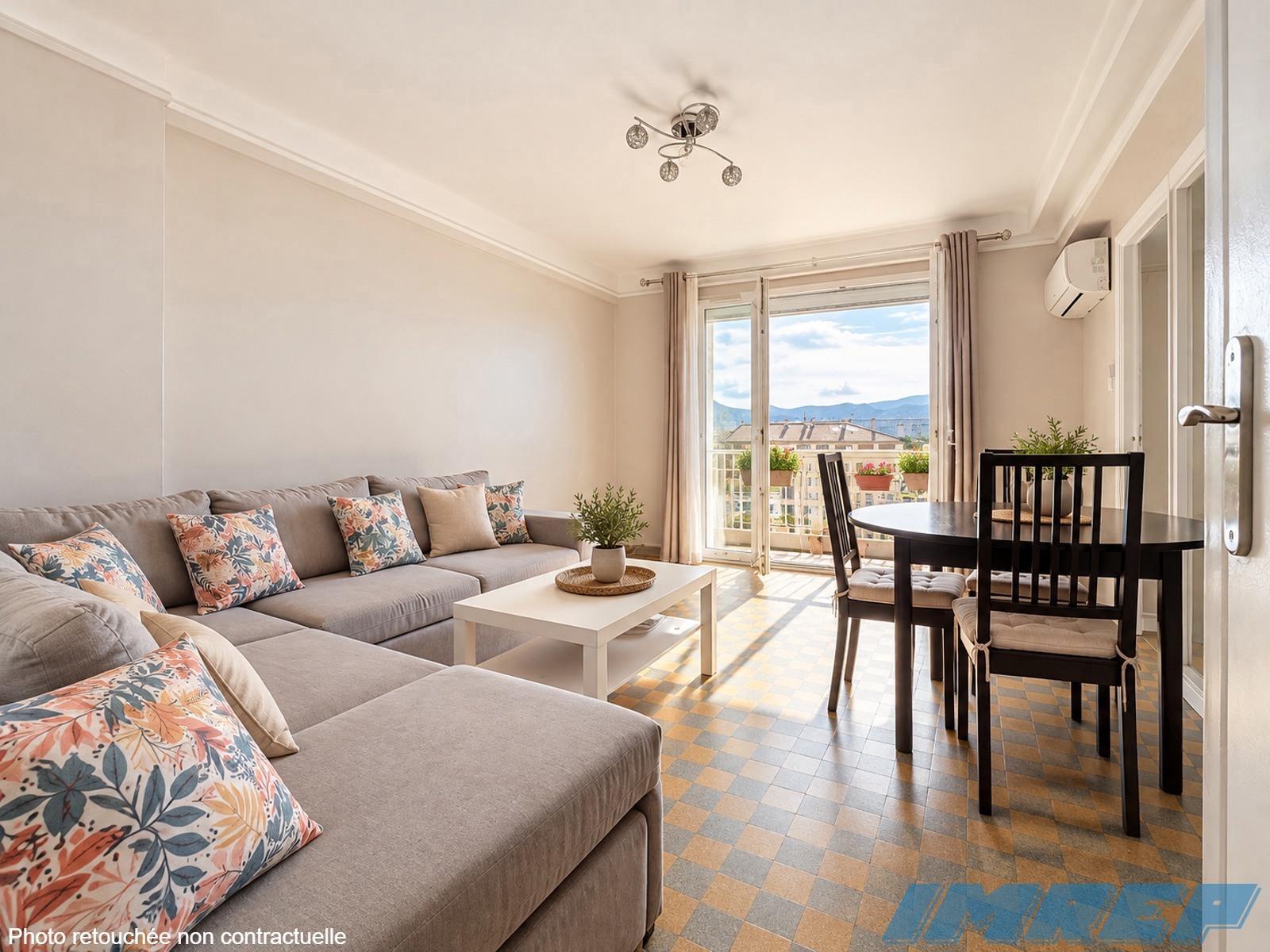 Bel appartement T4 lumineux balcons garage 13009 MARSEILLE - 1