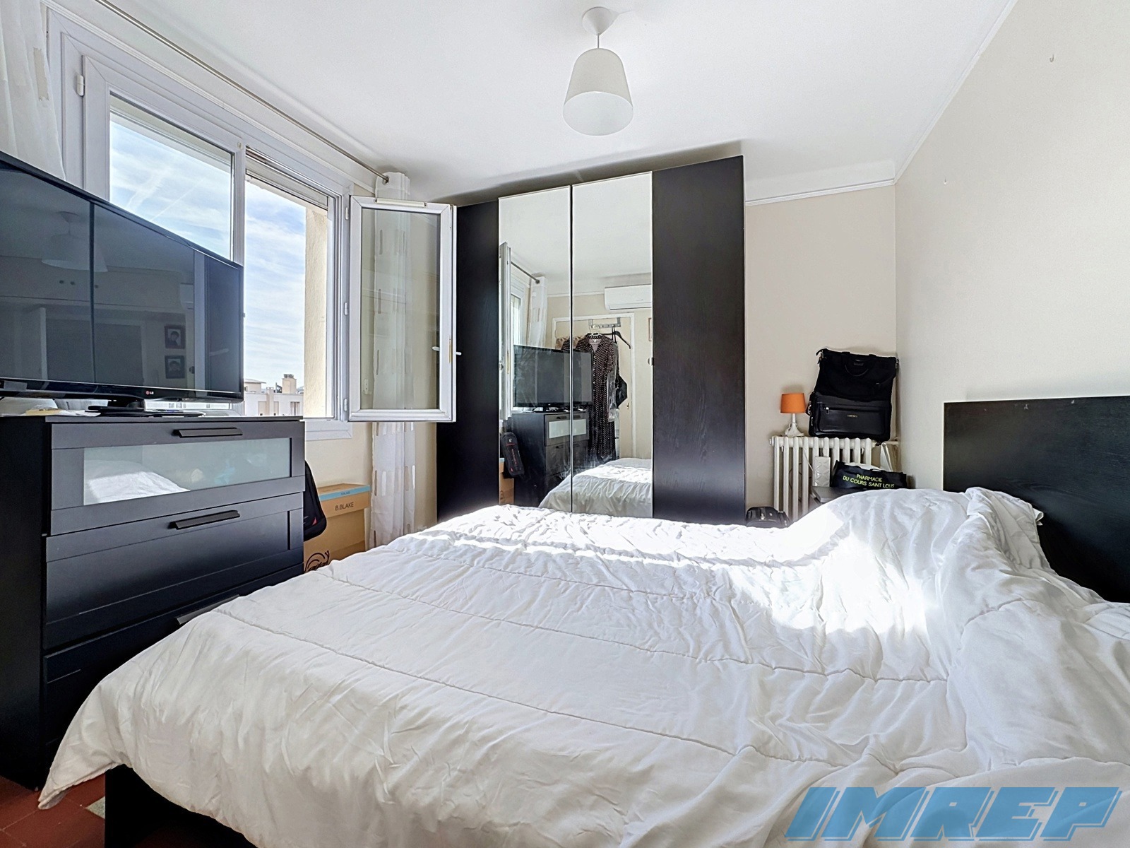 Bel appartement T4 lumineux balcons garage 13009 MARSEILLE - 6