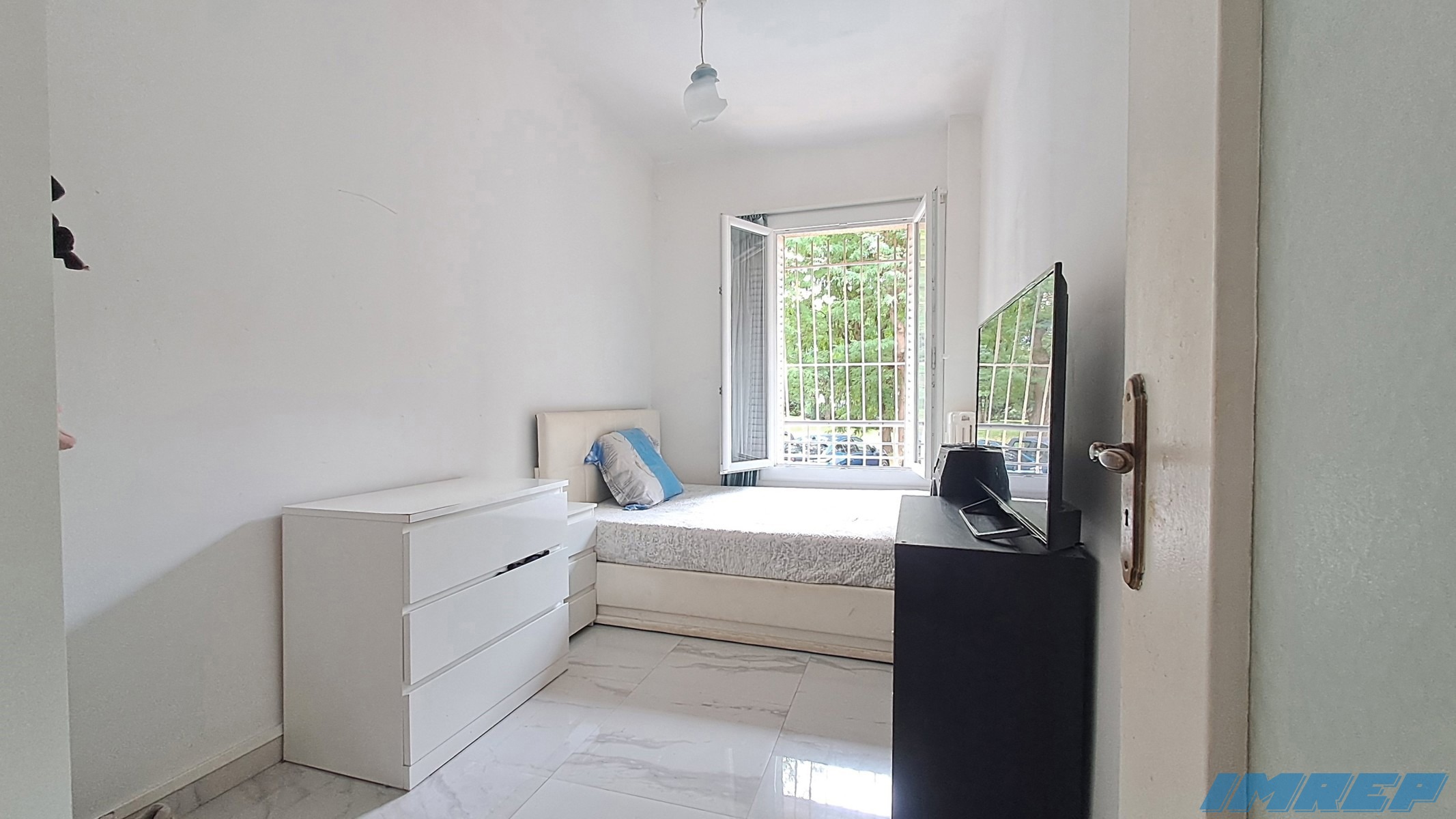 Marseille 13009 Ste-Marguerite/Michelet Spacieux T4 de 93 m² - 15