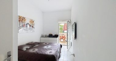 3f73875d