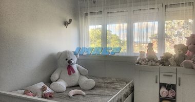 66f27928
