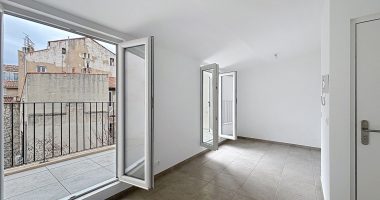 c1100136